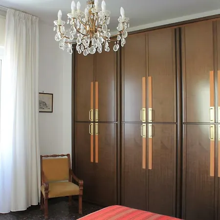 Celestina's House Apartment